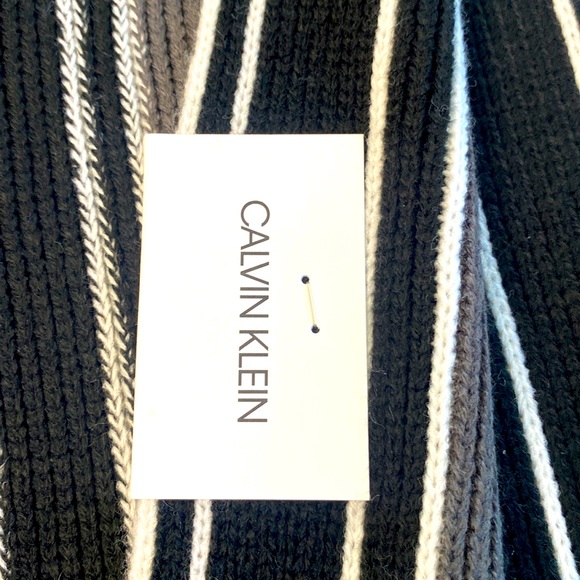 CALVIN KLEIN SCARF BLK WHT & GREY NEW Sz:Os - Picture 2 of 5